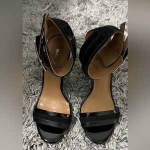 Nine West Estrilada Dress Sandal in Black Sz 5